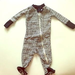 Burt’s Bees | ORGANIC COTTON ONSIE ~NEVER WORN~